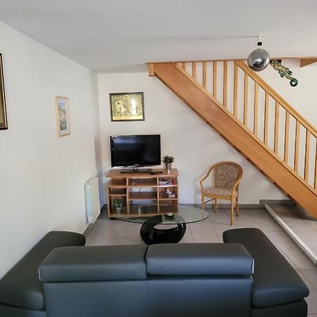 Appartement Meuble Duplex T3. Бом-ле-Дам Екстер'єр фото