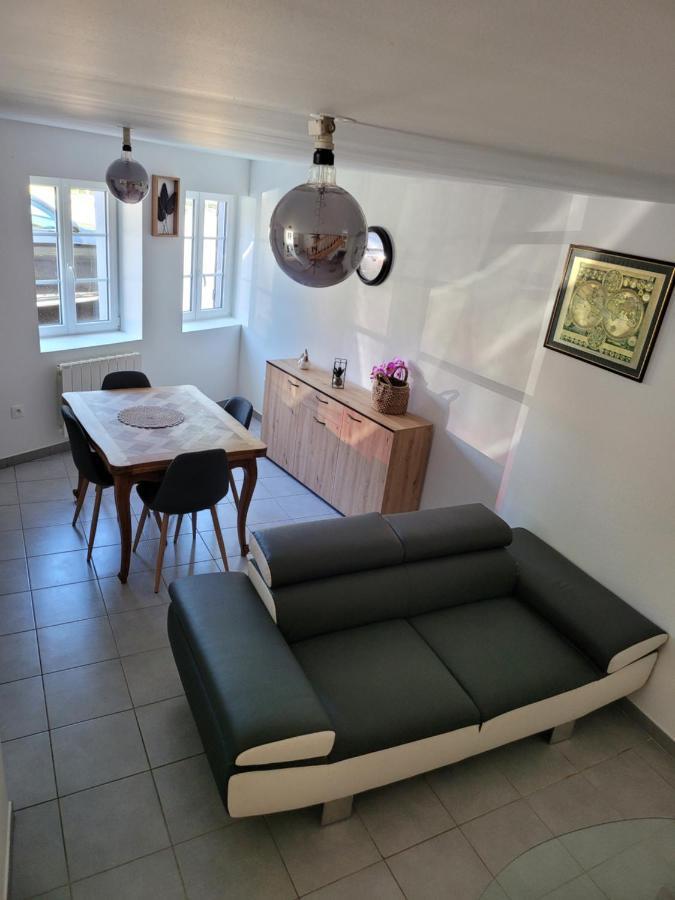 Appartement Meuble Duplex T3. Бом-ле-Дам Екстер'єр фото